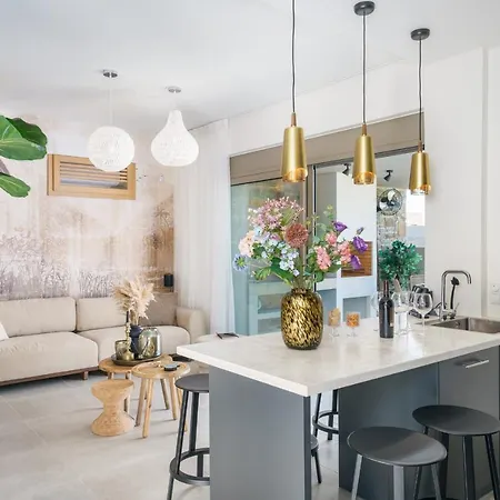Modern Family Leba With Terrace View, Private Pool & Bbq *