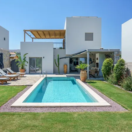 Villa Modern Family Leba With Terrace View, Private Pool & Bbq
