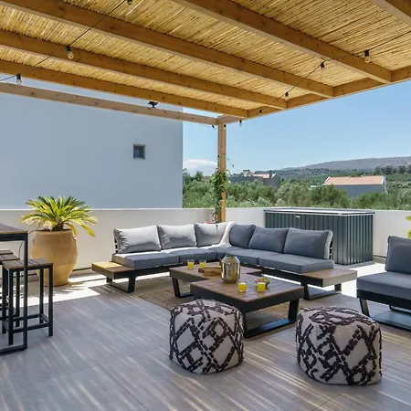 Modern Family Leba With Terrace View, Private Pool & Bbq Villa