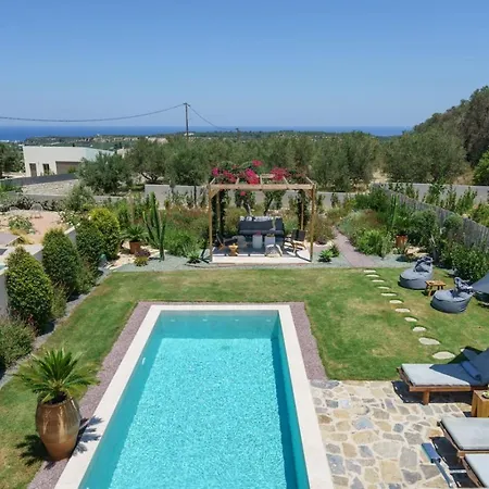 Modern Family Leba With Terrace View, Private Pool & Bbq Rethymno