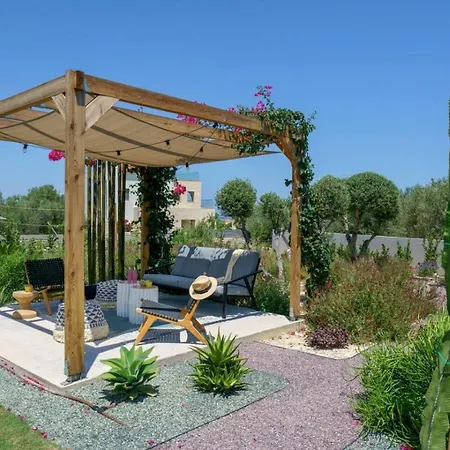 Modern Family Leba With Terrace View, Private Pool & Bbq Rethymno (Crete)